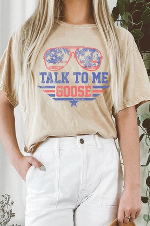 TALK TO ME GOOSE MINERAL GRAPHIC LONG CROP TOP